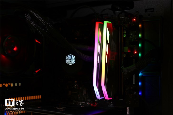 铭瑄复仇者m2固态硬盘使用多久,铭瑄复仇者3200内存能超频多少