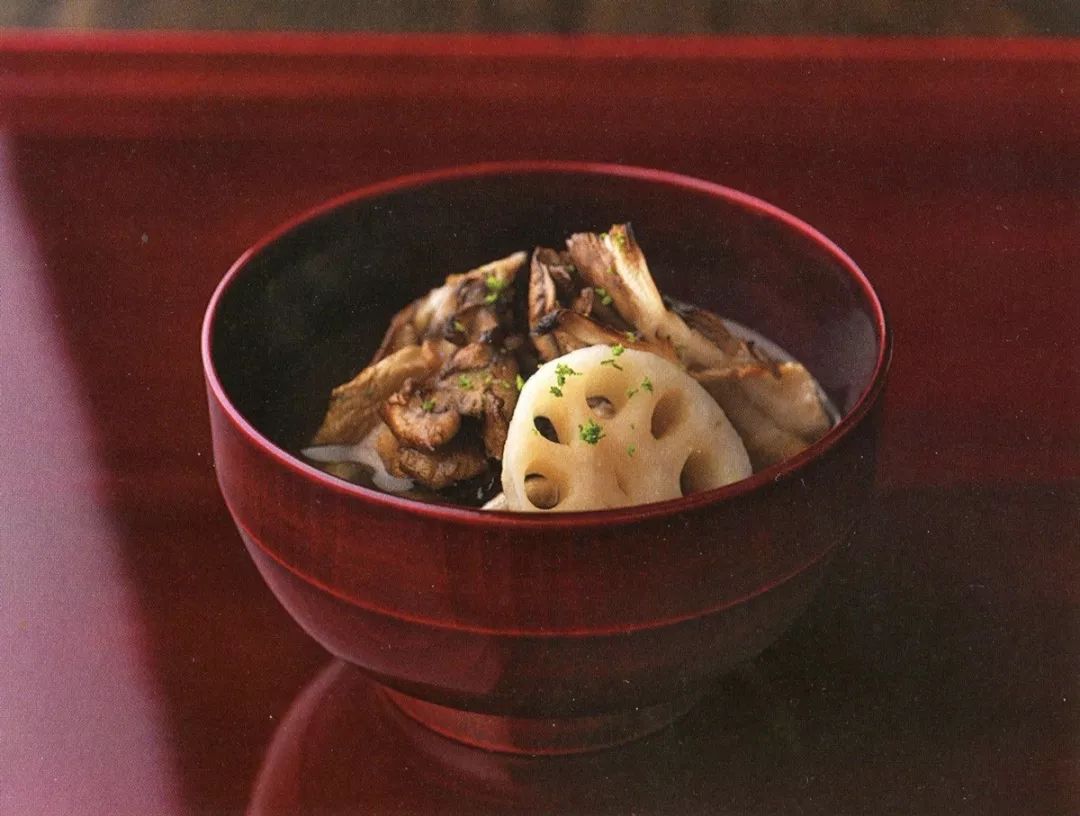 一只小小的碗,一个小小的碗