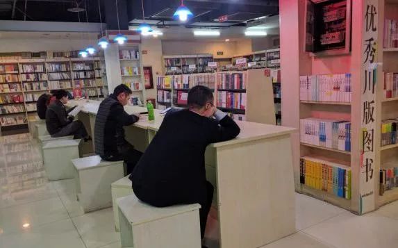 距离2019年还有43天,大家都去这些地方扎堆了