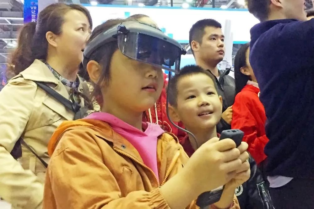 ar眼镜哪款最值得入手,平民值得入手的ar眼镜