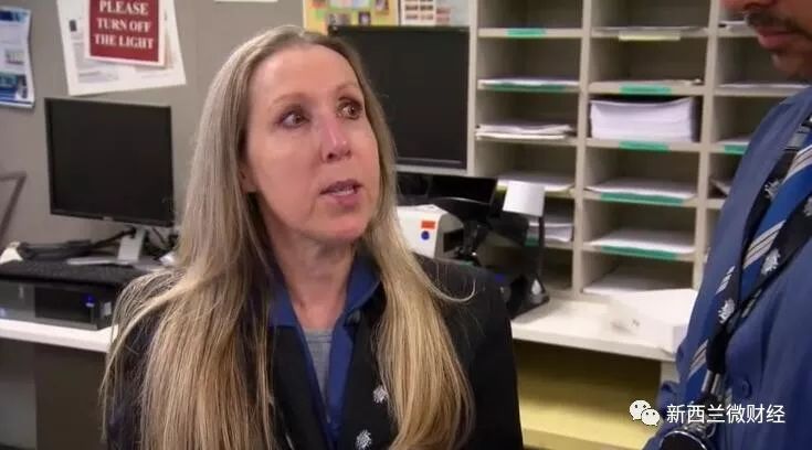 被海关查了聊天记录立即遣返,微信记录被中国海关遣返后果