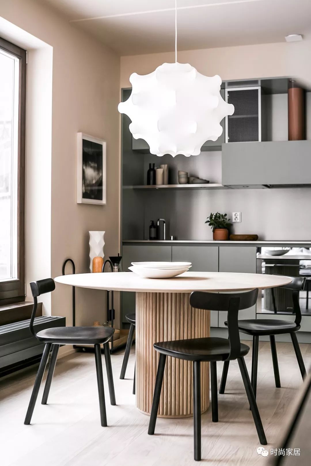 小面积卧室不足10平米怎么放床,7平米小卧室只放床设计