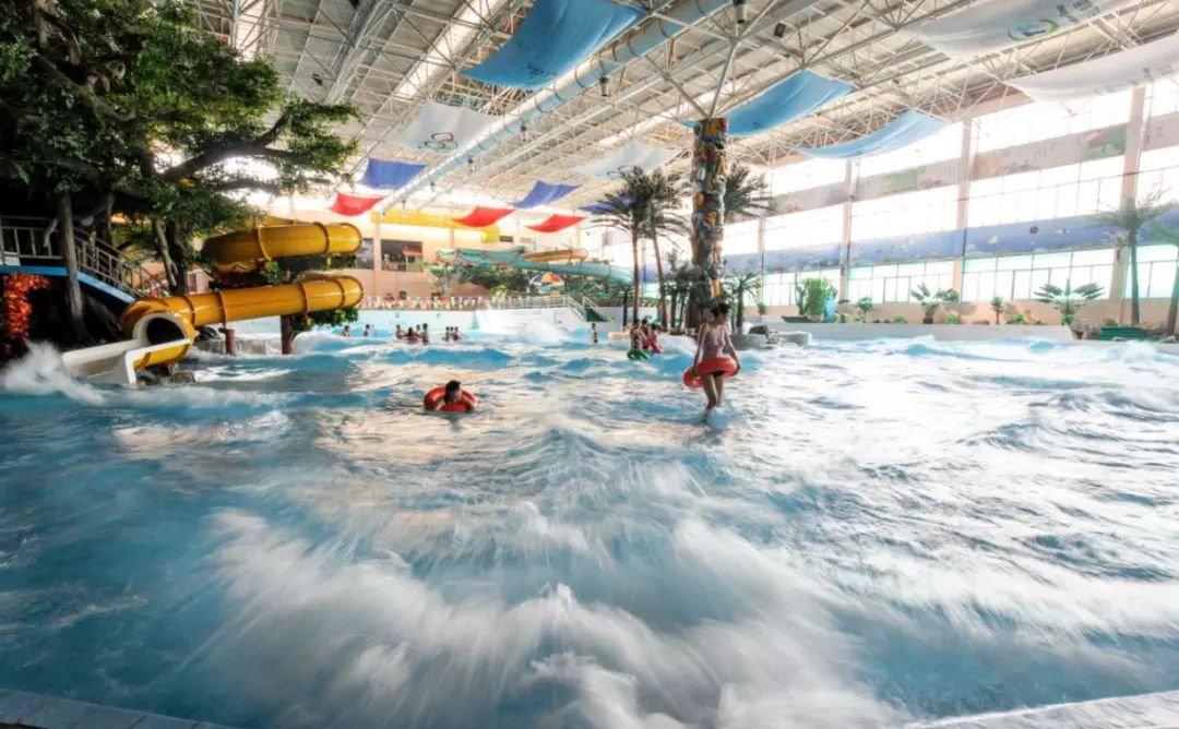 天山海世界温泉团购,天山海世界室内四季恒温戏水乐园