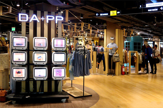 曼谷街头1打6,曼谷街头24小时攻略