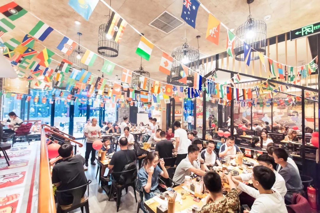 征服千万人的聚点串吧，又玩了什么，稳稳hold住了年末聚会商机