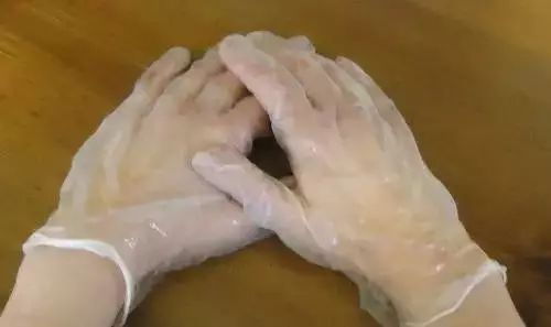 双手又干又糙？教你几招，让双手又白又嫩~