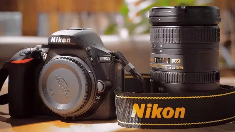 什么尼康相机性价比高,尼康哪款相机最值得入手
