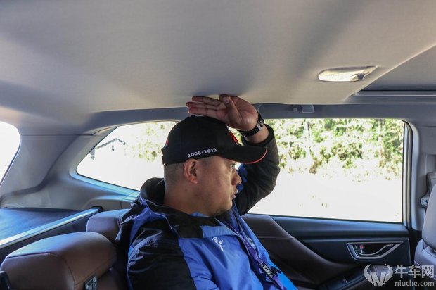 斯巴鲁第四代森林人试驾体验,斯巴鲁森林人2.0四驱系统2010