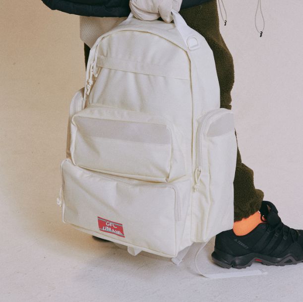 双肩包百搭款平价小众,平价双肩包复古