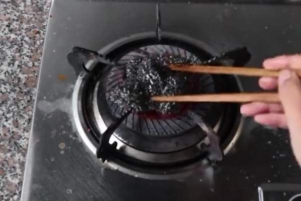 烧钢丝球有什么用途,钢丝球可以放在火上烧吗