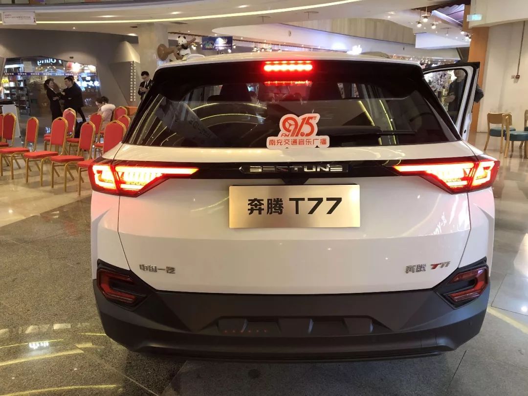 回头率非常高的车,在街上回头率超高的中型摩托