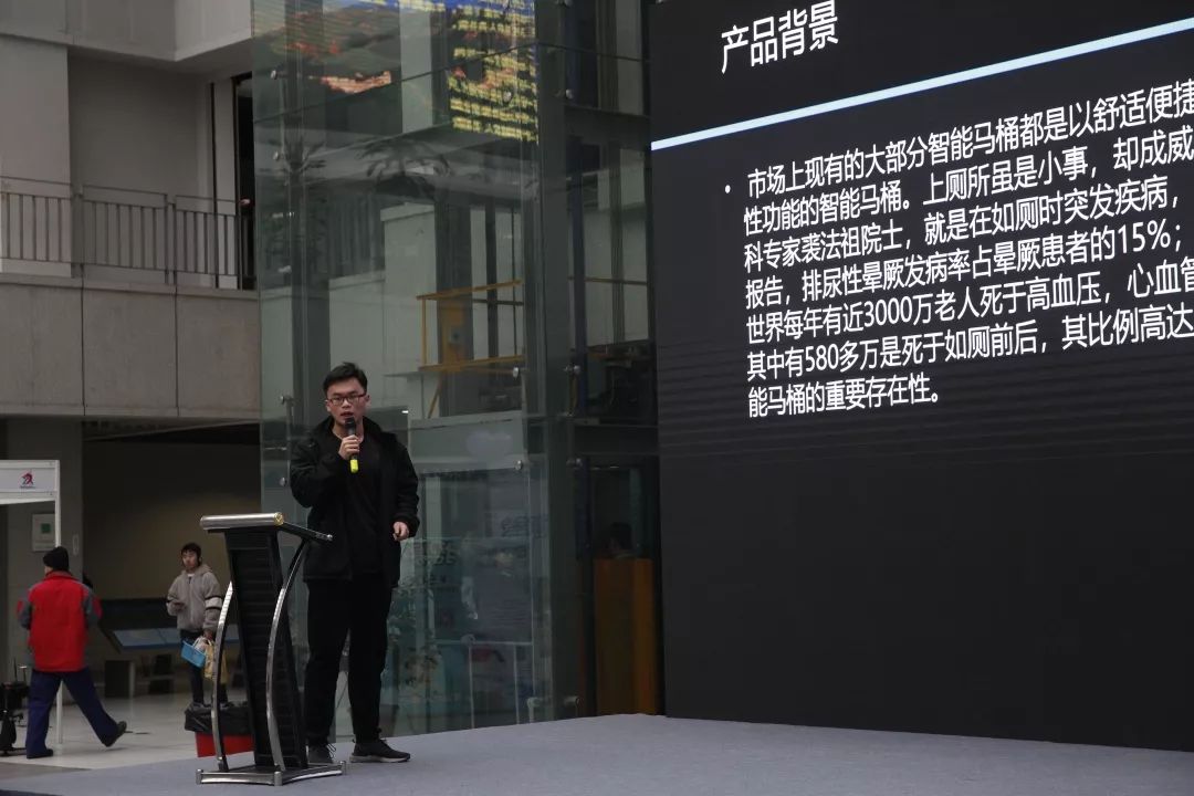 酷，哈工程创客“小鲜肉们”惊艳了时光的发明来了