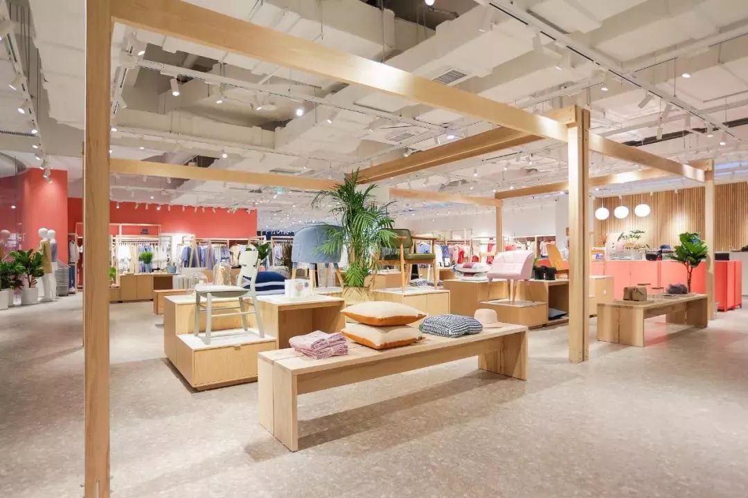 民盈国贸城相馆,民盈国贸城盛大开业