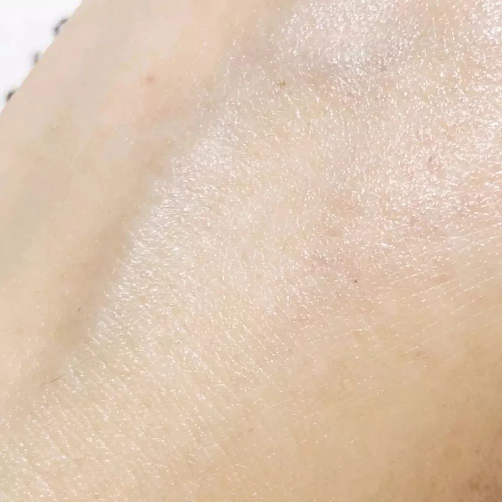 城野医生377美白精华真的不输SK-II和POLA