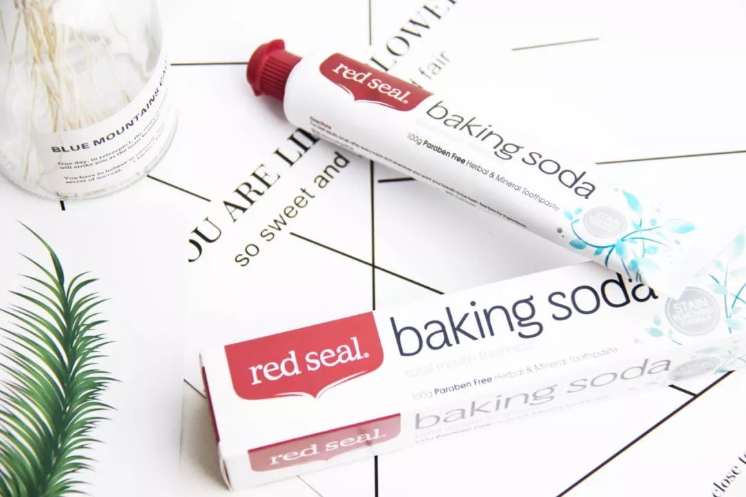 花了1300元做了一个牙冠,花了两万块钱做的牙齿