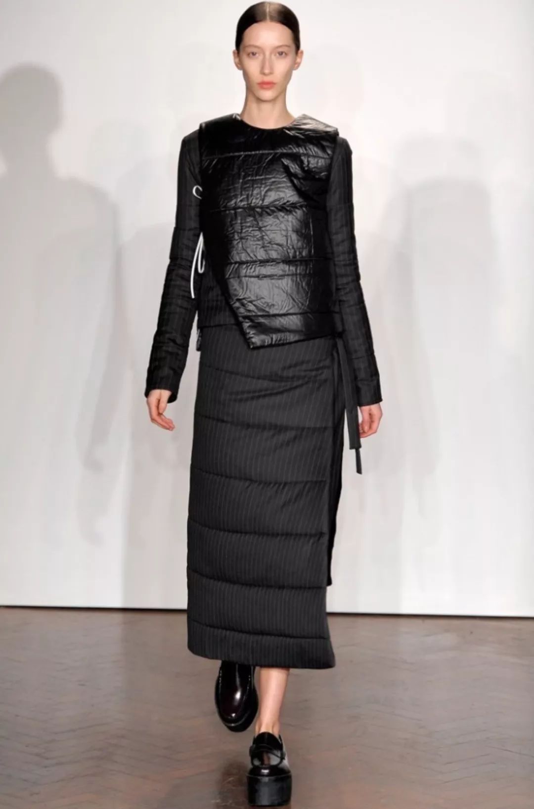 看完这篇别再说羽绒服不时髦,造型示范