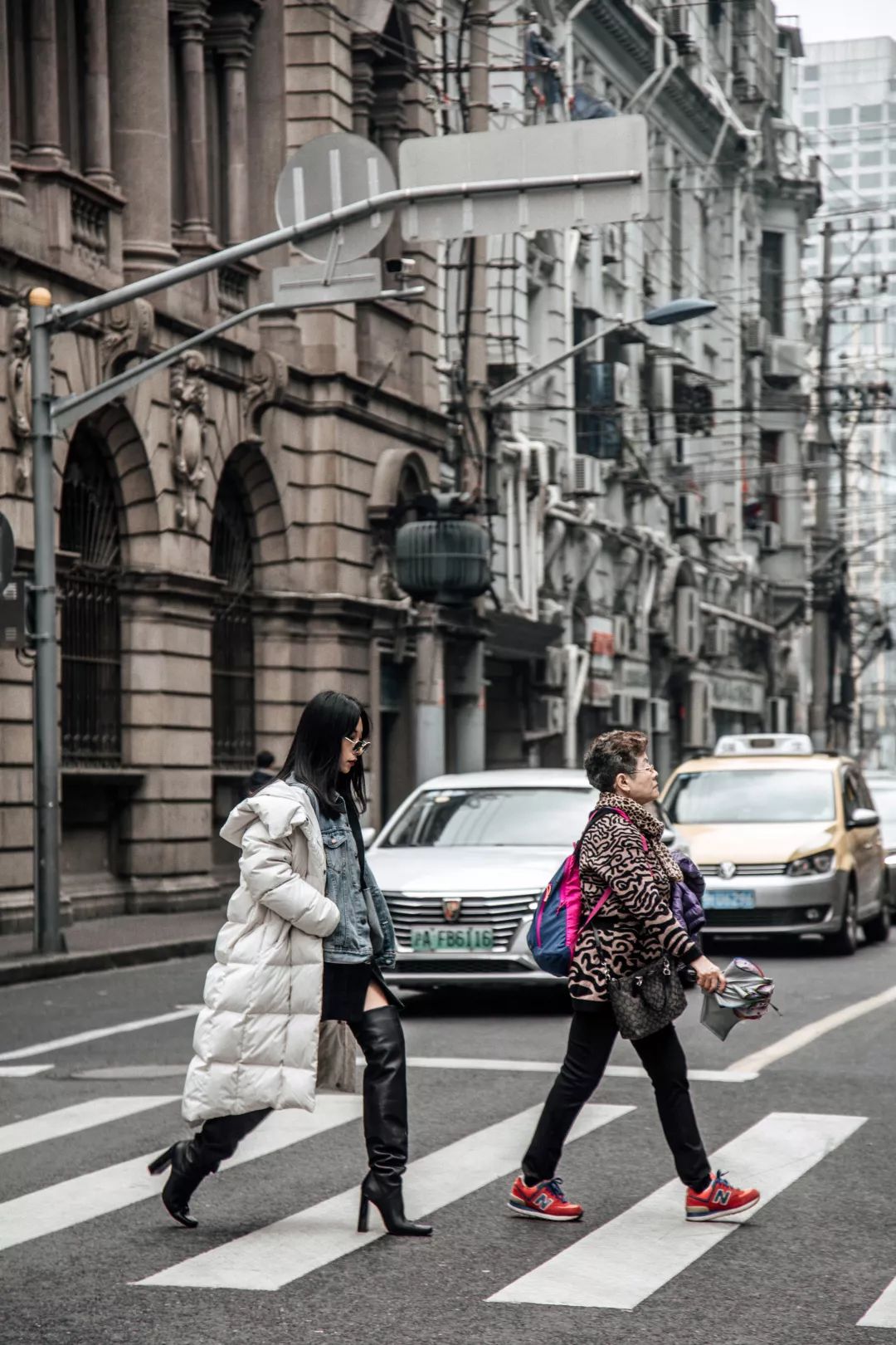 看完这篇别再说羽绒服不时髦,造型示范