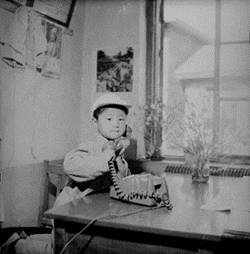 哪个软件能把图片变黑白颜色,用什么软件可以把黑暗照片变亮