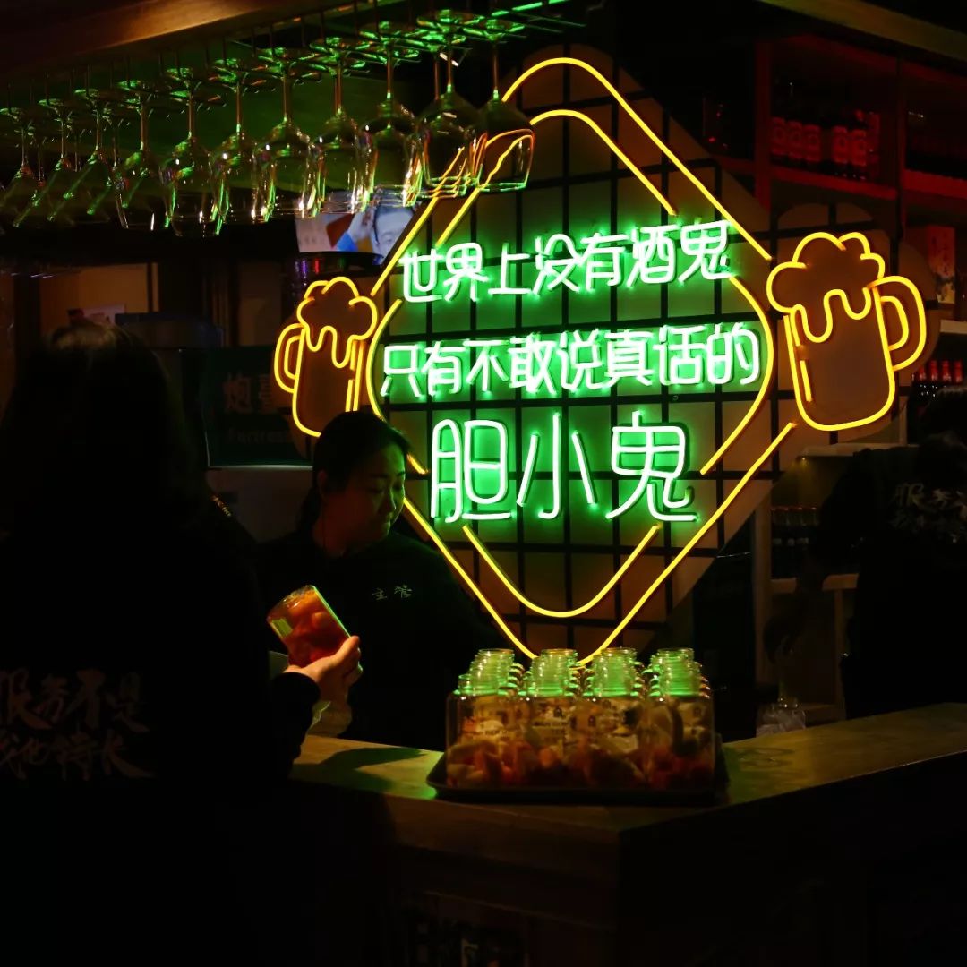 去这个综艺录制现场吃火锅，体验一把明星们的走心饭局