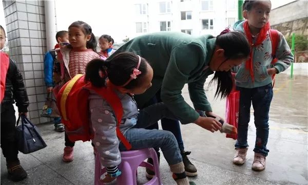 自强模范丨“折翼”女孩游成雪“脚上功夫”了不得