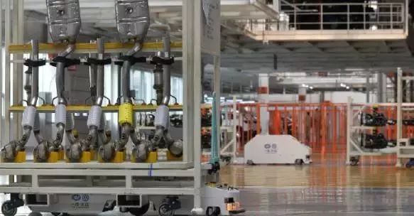 12.16日｜新早读来了！史诗级渣男？男子一天撩75个女生与女友闺蜜表姐约会被当场抓住