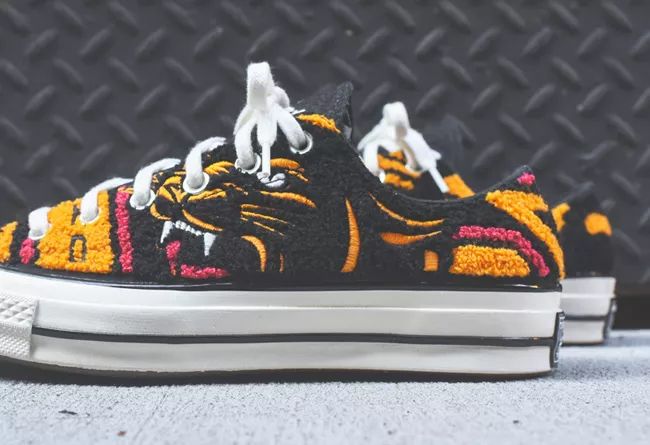 抓紧!精致又凶狠的UNDFTDxConverse你还可以买!