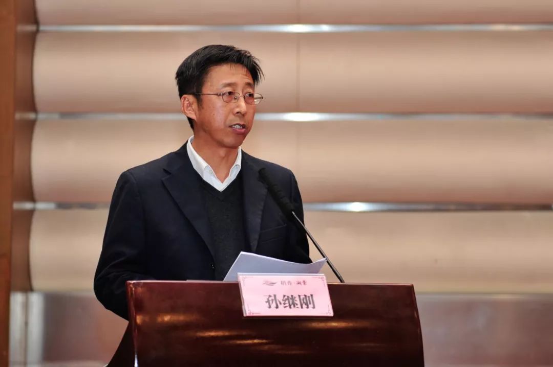 实现跨越式发展的新思路,实现跨越式发展关键靠创新的依据