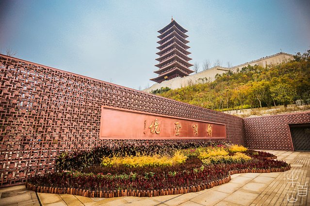 牛首山佛顶宫与古鸡鸣寺,带您朝拜南京牛首山佛顶宫