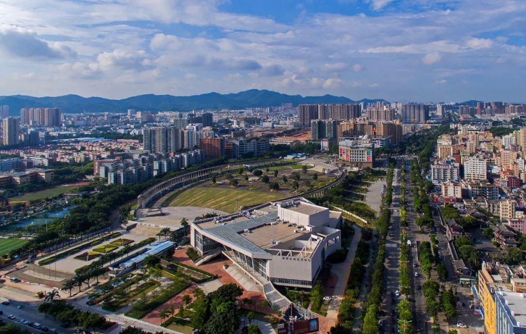 这里是新桥小学,这里是新桥