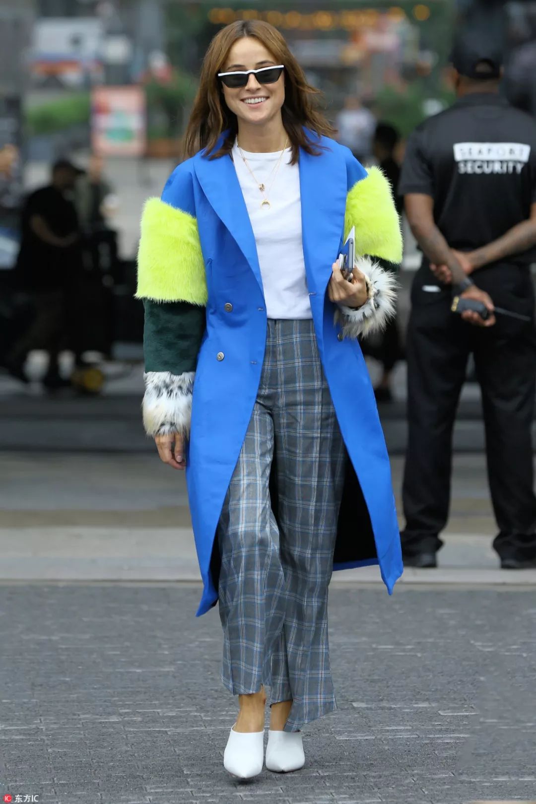 一穿羽绒服就出汗怎么办,一穿羽绒服就很丑