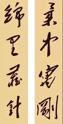 一起欣赏毛主席32副文采非凡的对联，回味无穷！