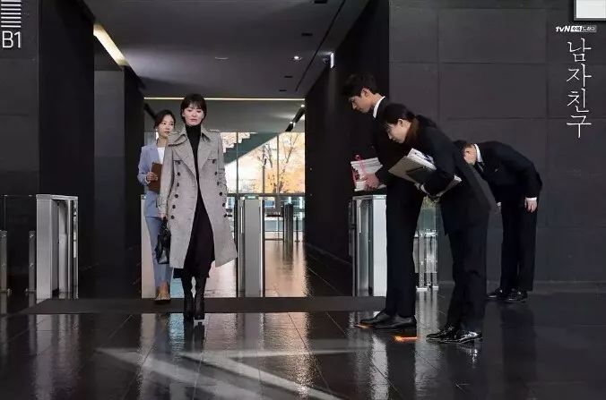 像宋慧乔的韩国明星,像宋慧乔的韩国女星