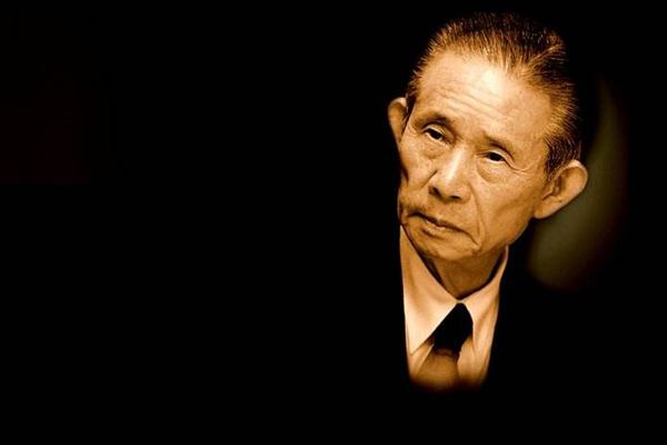 他办出世界顶尖医院，几十年分文不赚，还倒捐千亿救治穷人