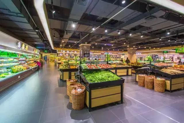 松江大型服装特卖,上海松江服装特卖