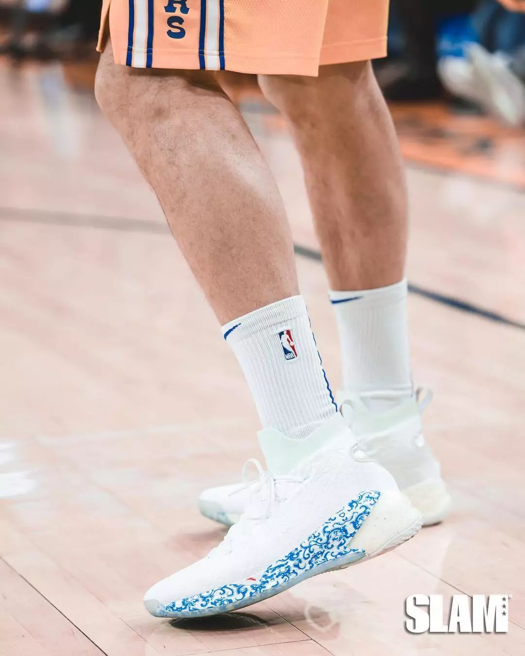 今日球鞋上脚|这双会打架的球鞋有点意思!