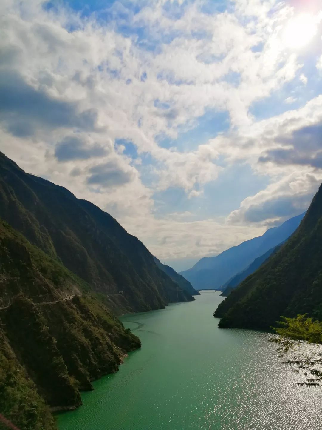 最美的风景在路上在心里,最美的风景在心里也在路上