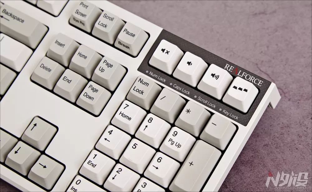 realforce燃风的pfu联名版,realforcepfu联名