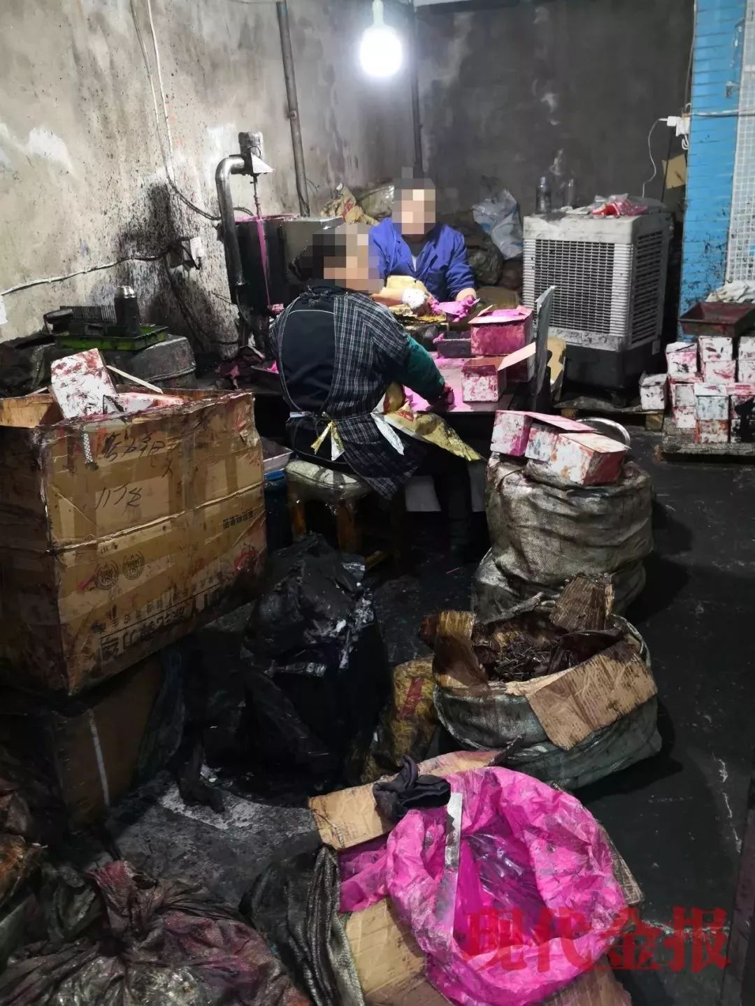 紧急！成本不超1元，生产过程触目惊心！你老婆可能正在用