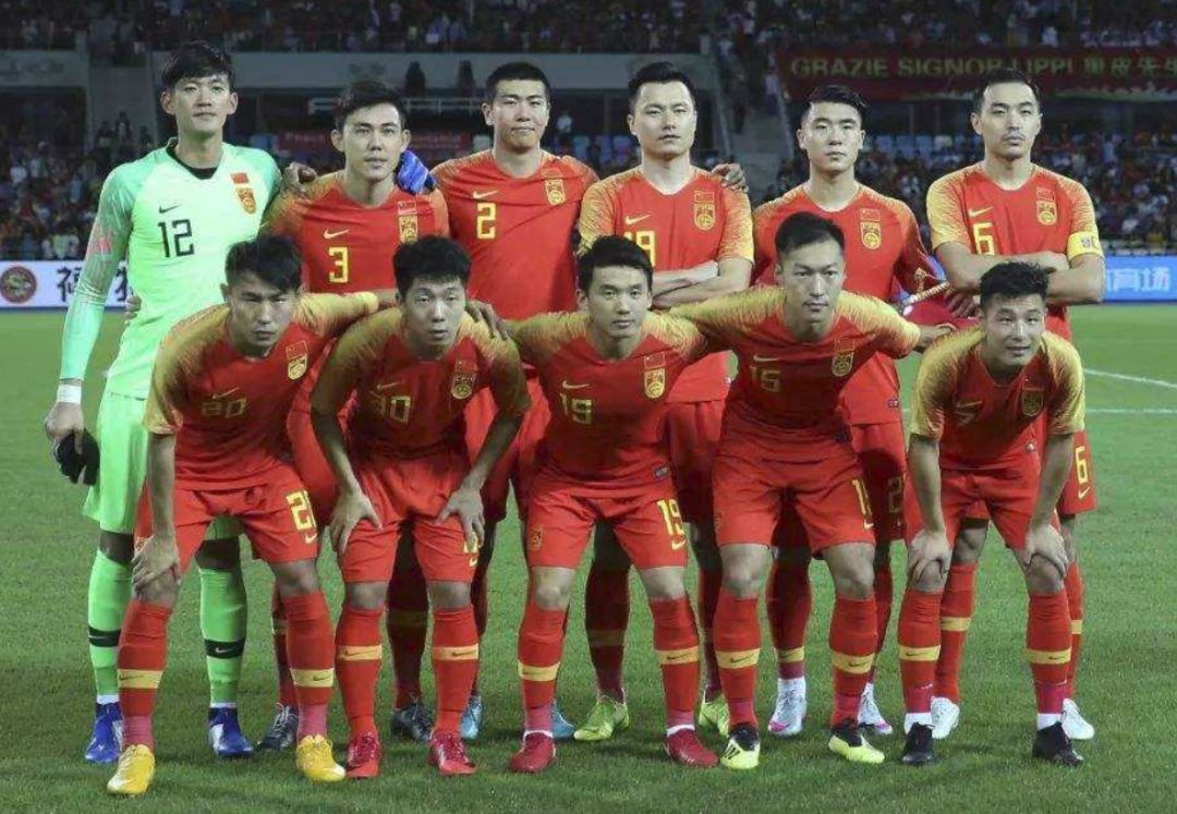 中国足球公开课,一堂足球课视频