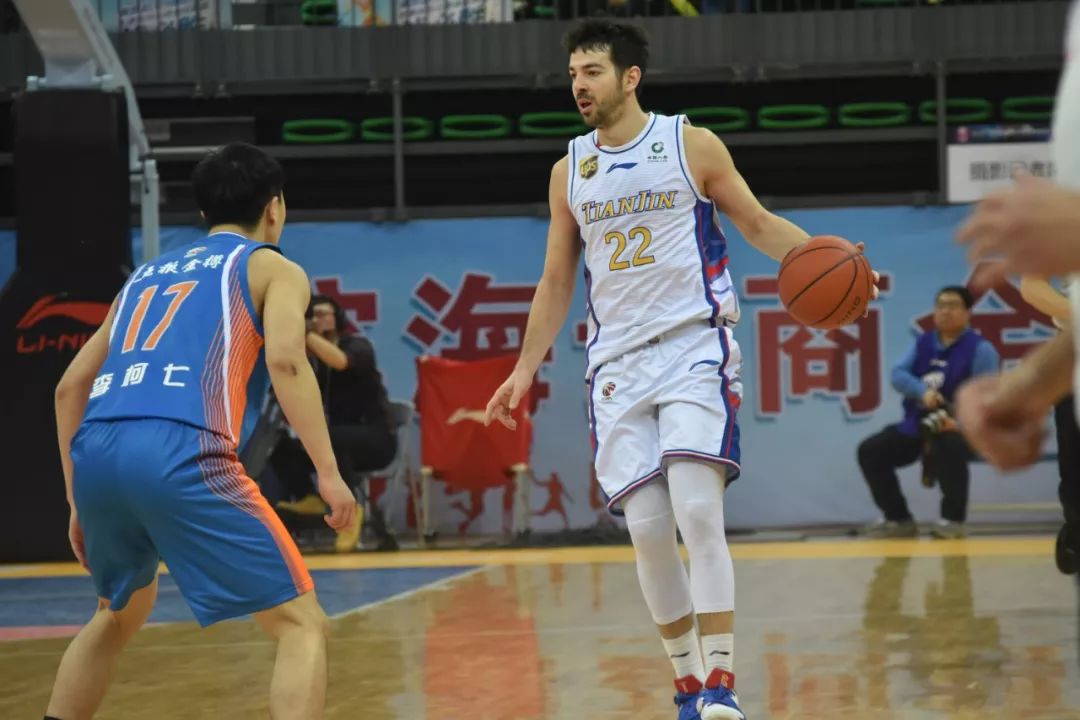 三连胜！天津男篮终于找到赢球密码