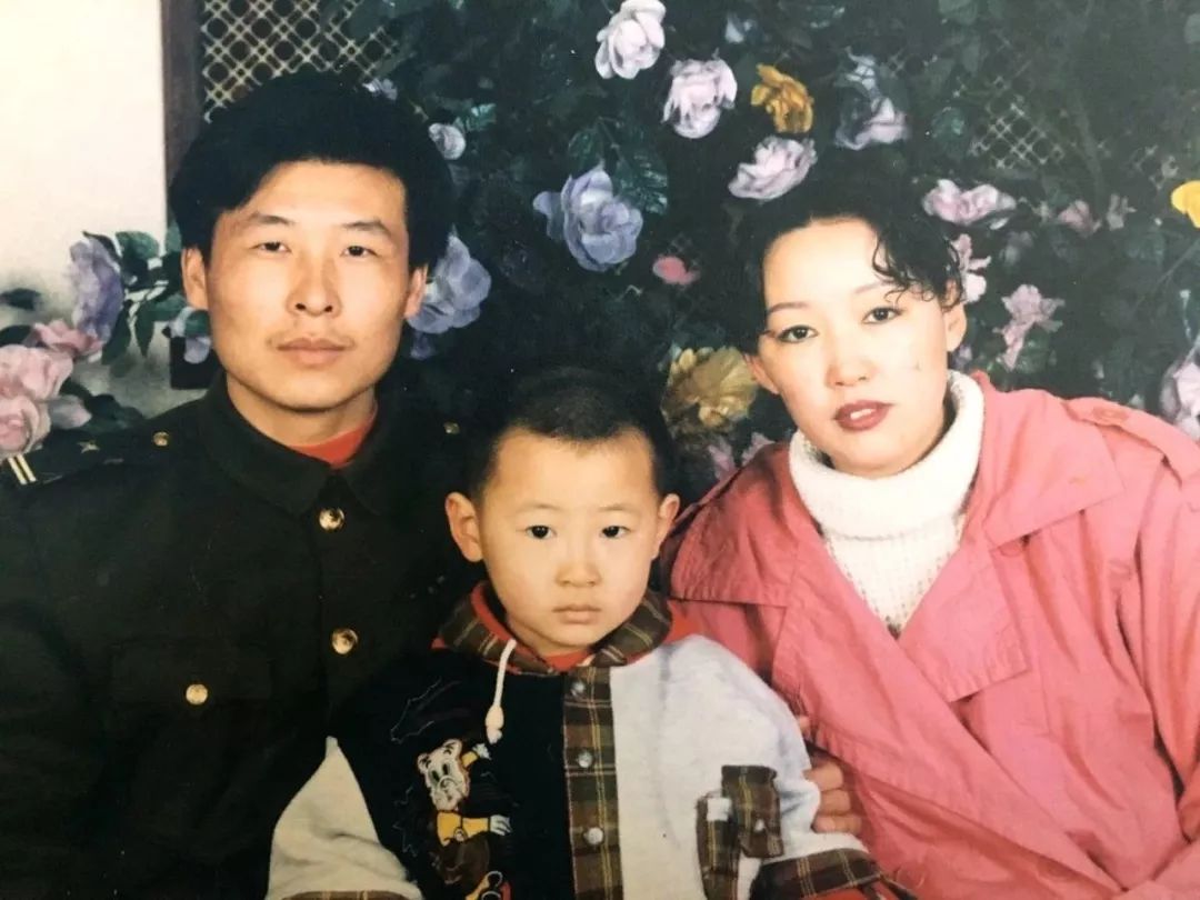 一家从警,公安民警在祖国的大江南守护团圆