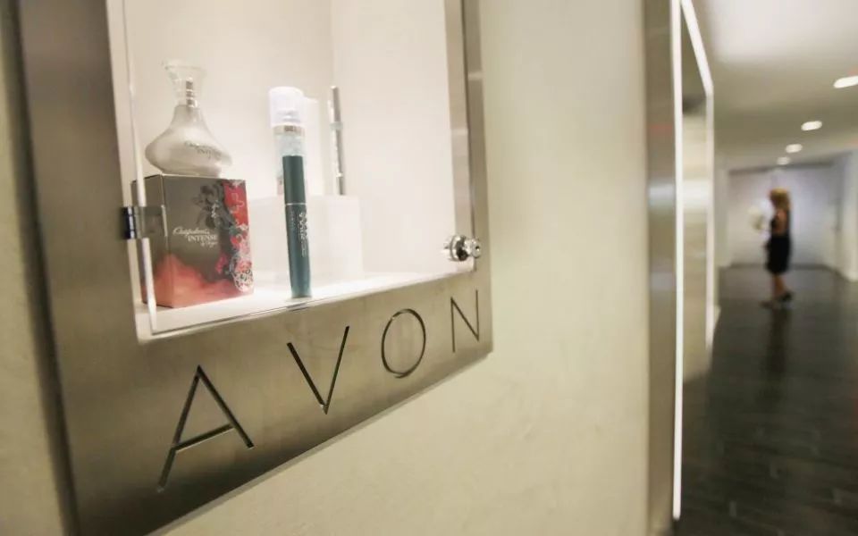 HugoBoss第一季度利润大跌31%；Instagram推出博主电商功能；Gucci美妆业务有望突破10亿美元