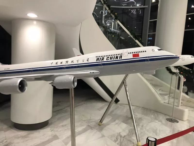 苏州加班狗大吉大利，周末请你吃鸡！