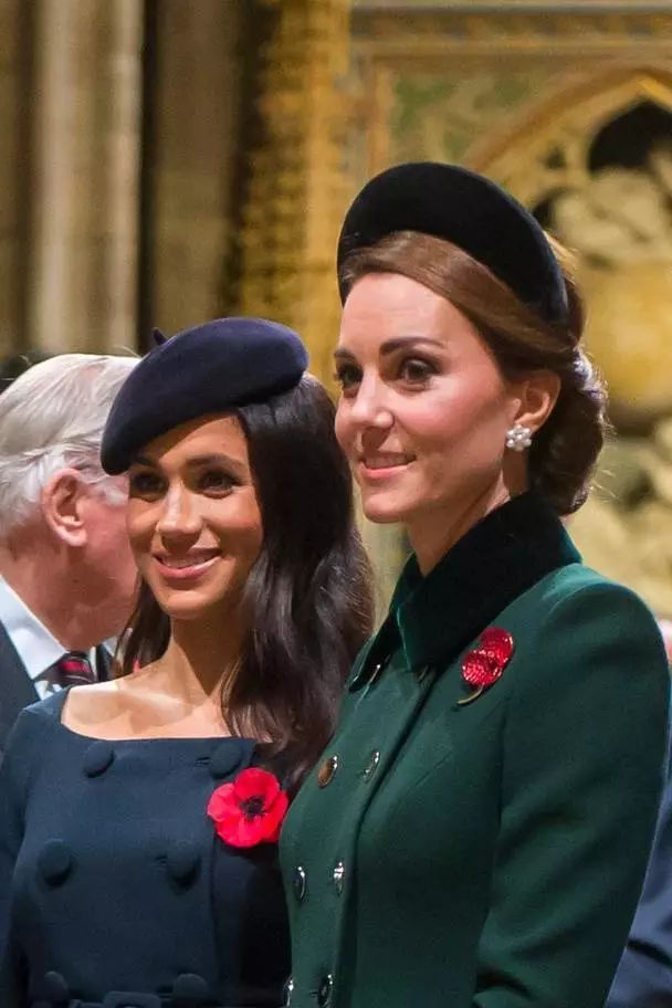 prada是什么牌子帽子,prada好看的帽子