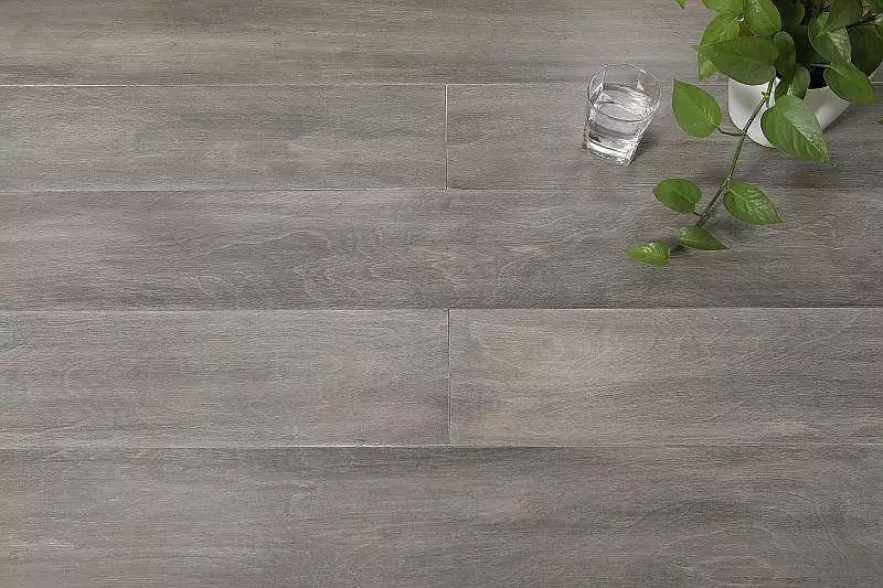 买地板优惠,买地板免费送上楼吗