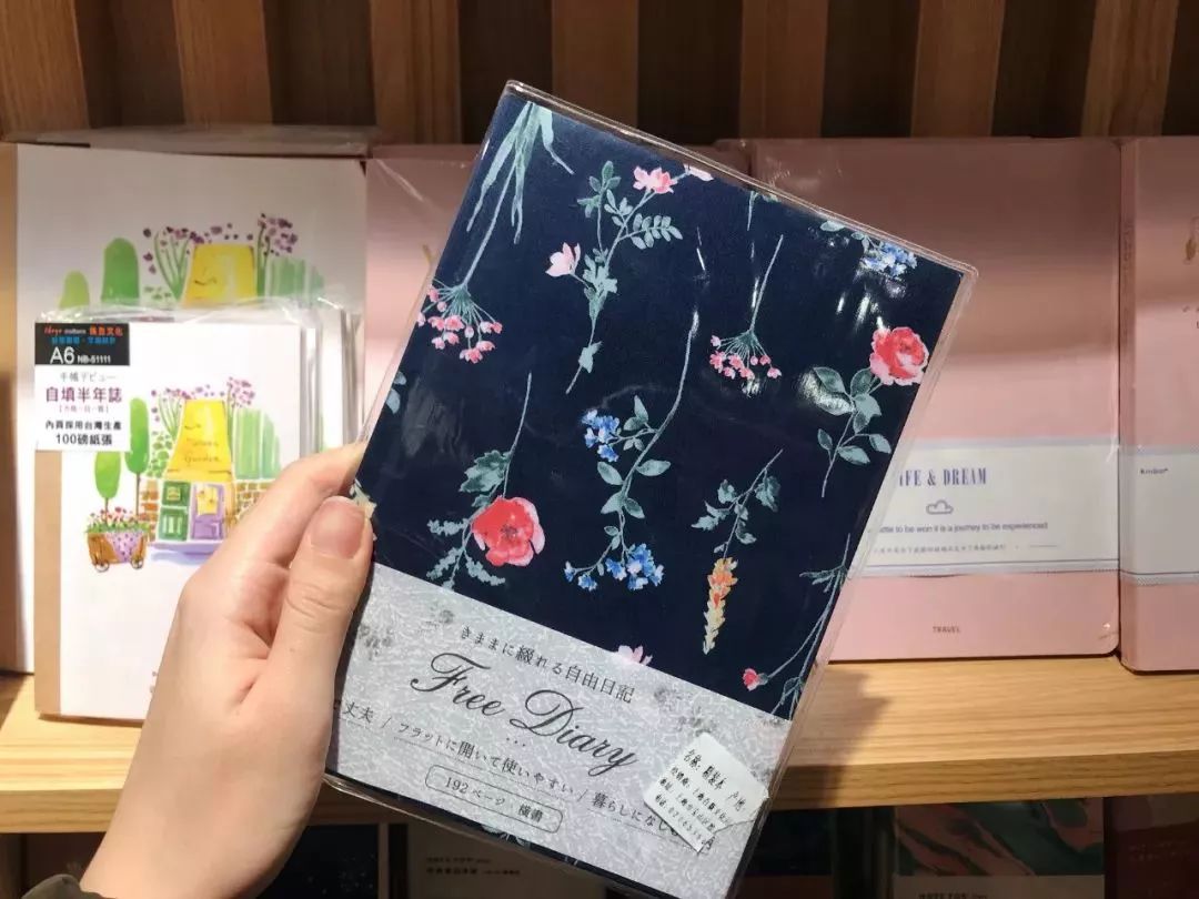 旅行/阅读/小众设计……逛逛这些能满足你精致生活幻想的美学概念店