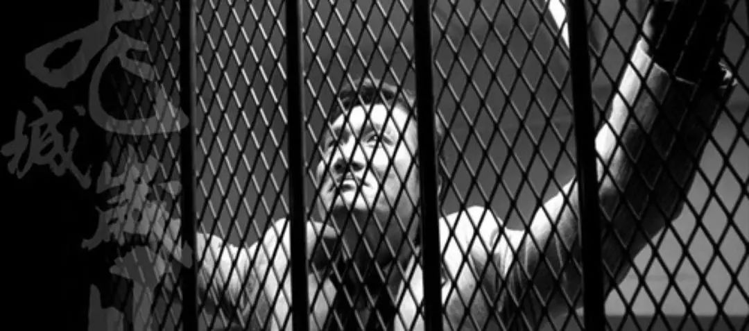 没出息电影片段,别人眼里的梁家辉