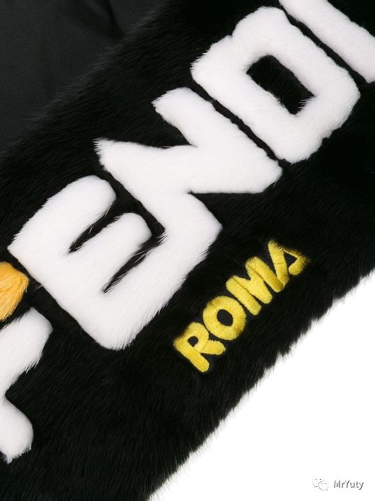 保暖抗风还能凹造型，今年这件单品可能是有毒！