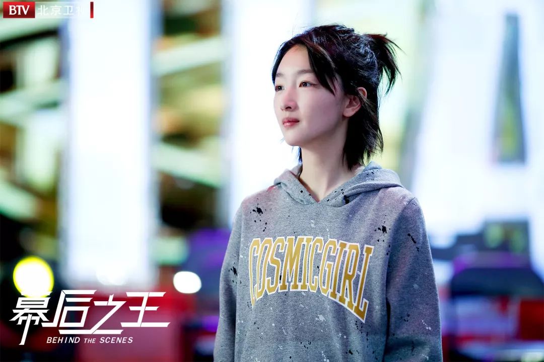 周冬雨lv专访,周冬雨评价布小谷