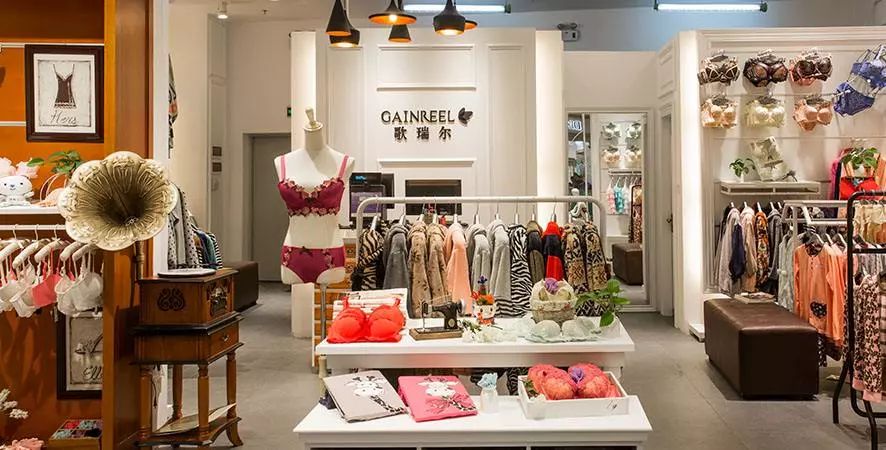 平胸内衣购买尺码,平胸适合的内衣店铺